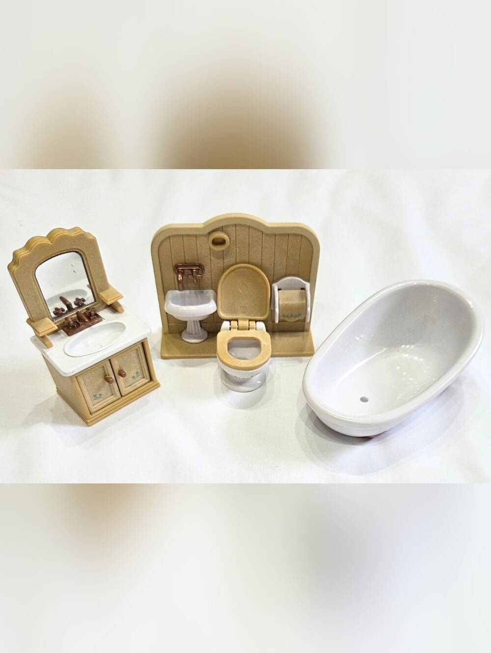 Calico Critters Sylvania Families Epoch Dollhouse Country Bathroom Incomp.